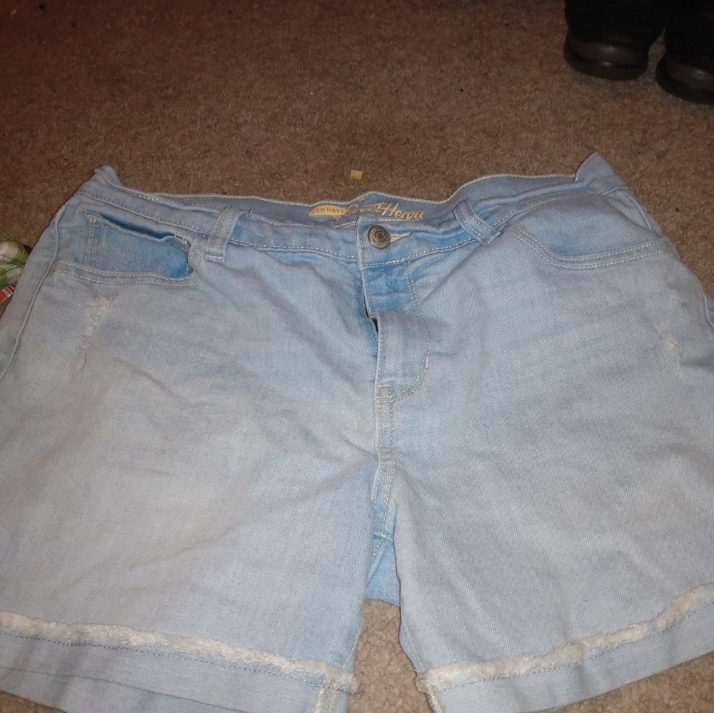 Capris - Picture 5 of 8